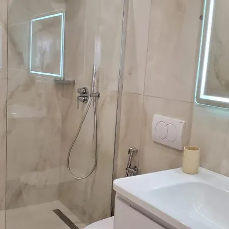 Apartment Shelegar Sarande